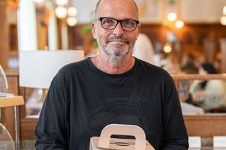 Zdeněk Pohlreich otevřel cukrárnu, dorty koupíte i online: Dobrou cukrařinu jsme chtěli dělat vždycky, říká