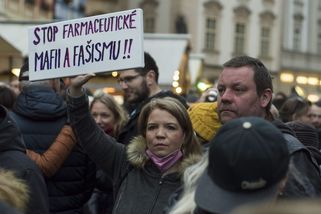 „Roušku si nikdy nevezmu. Svoboda je cennější než...