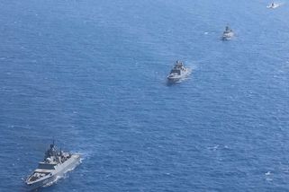 Rusové ve spěchu stahují lodě ze syrského přístavu, rebelové se blíží - Novinky