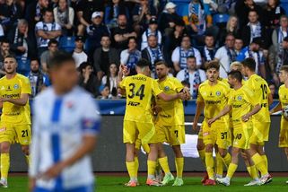 Olomouc si proměněnou penaltou vzala zpět vedení a po hektické bitvě je ve finále - Sport.cz