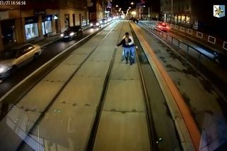 Ostravská policie pátrá po dvojici, která ohrožovala tramvaj - Novinky