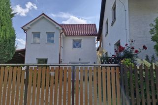 Má zlaté ruce, říká pacientka o falešném zubaři z Havlíčkova Brodu - Novinky