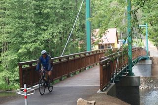 Letos se budou stavět tři chybějící úseky páteřní cyklostezky podél řeky Ohře - Novinky