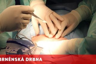 Nucená sterilizace změnila život tisícům Romek, Česko oběti odškodní
