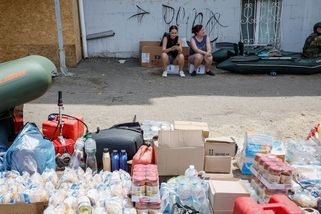 Třetina deklarované humanitární pomoci se letos k ukrajinské armádě nedostala - Novinky