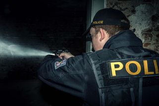 Chlapec ze Zlínska byl unesen a vězněn, řekla policie. Zadržela podezřelého