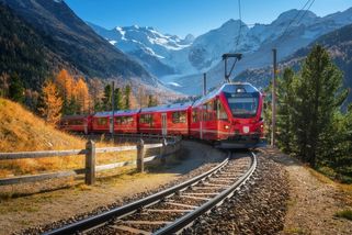 Vlakem na dovolenou: Večer nastoupíte a ráno už jste u moře - MotorGuru.cz