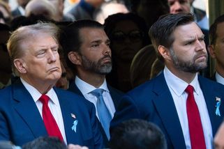 Šéfové z Bílého domu plánovali útok na Jemen na sk...