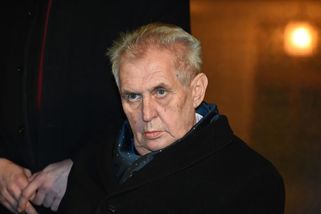 Řádění kolaborantské kliky už nemá žádné zábrany....