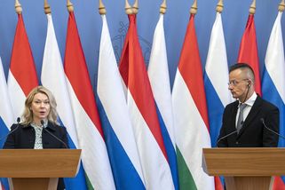 Maďarsko na nákupu ruského plynu obrovsky prodělává, upozornil tamní list - Novinky