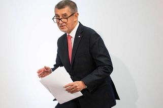 Když lichváři řídí vaše životy - Médium.cz