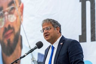 Izraelský parlament schválil zákon o trestu smrti pro palestinské teroristy - Seznam Zprávy