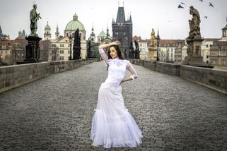 Ušito v Česku: Trendy svatební šaty pro tuto sezonu! - Proženy.cz