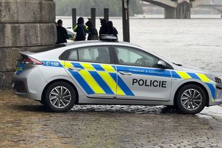 Vltava v Praze vyplavila tělo muže - Novinky