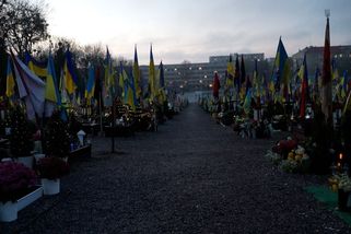 O ceně ruské invaze ve Lvově vypráví Martovo pole - Novinky