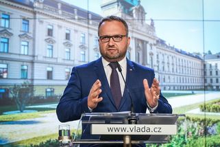 Ministr Jurečka potvrdil vyšší valorizaci 2026: Průměrný důchod dosáhne 22 tisíc korun