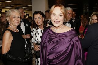 Kafe | Nenáviděná i milovaná Dagmar Havlová: Výrazná dáma po boku Václava Havla, ne panenka na okrasu