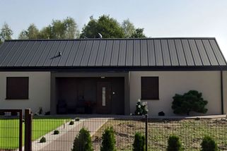 Ve 30 si postavili dům za své. Po rodičích nic nezdědili, on je elektrikář, ona doma s dětmi