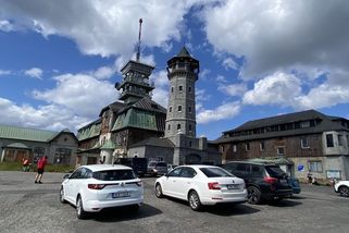 Hra o hotel na Klínovci. Místo miliardářů nastoupila malá firma z Prahy - Seznam Zprávy