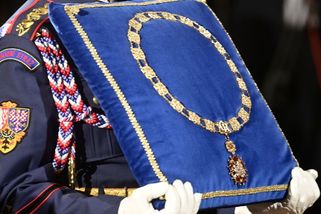 „Projevil odvahu.“ Zeman udělí Zelenskému nejvyšší státní vyznamenání - Seznam Zprávy