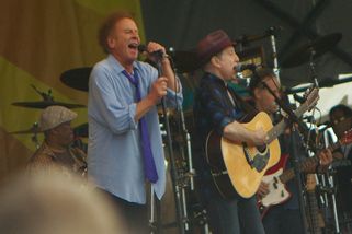 „The Sound of Silence“ aneb píseň o tichu, které roste mezi lidmi