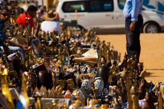 Z vysněné dovolené se stala noční můra. Žena strávila týden v cele se 40 vězni