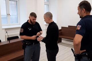 Kyberšmejd, který obral lidi o statisíce, se dohodl na trestu - Novinky