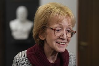 Běžte se poklonit do Průhonic na pumpu, ostře vzká...