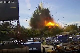 Rusko na výročí tragédie v obchoďáku v Kremenčuku poslalo na stejné místo ve stejný čas stejné rakety - Novinky