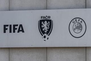 Žalobci žádají vazbu pro pět obviněných ve fotbalové kauze - Seznam Zprávy