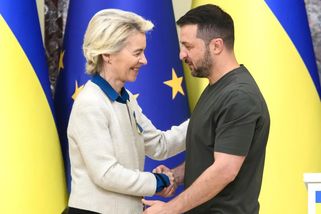 EU schválila obří půjčku Ukrajině: 90 miliard eur na obranu i chod státu, část zemí couvá