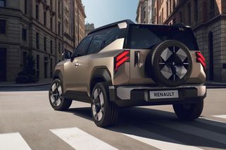 Offroad od Renaultu? Značka představila hranatého dobrodruha, má i rezervu na zadním víku. Českým myslivcům bude chybět jediná věc - Garáž.cz
