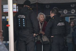 Česká města obchází strach. Lidé se v řadě z nich bojí ven, starostové prosí o pomoc vládu