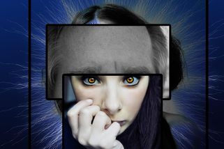 Cizí myšlenky, tajné zprávy a šepot ve zdech. Den v hlavě schizofrenika - Médium.cz