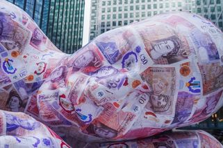 Investor Brůna: Inflace se vrací. Kam se schovat před bouří?