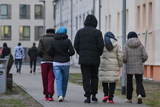 Rázný krok německých politiků vůči migrantům: Kdo nechce pracovat, přijde o dávky. Levice to kritizuje