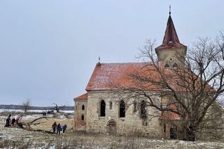 Mráz zpřístupnil „tajemný ostrov“. Rozhádal turisty i ekology - Seznam Zprávy