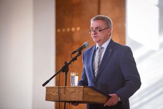 Miloš Zeman poslal Mynáře bez vědomí ministerstva...