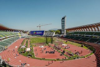 Běžela tak pomalu, že se nevešla do záběru. Ministr za to suspendoval šéfku svazu - Sport.cz