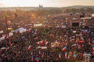Milion chvilek rozšiřuje nedělní demonstraci i na...