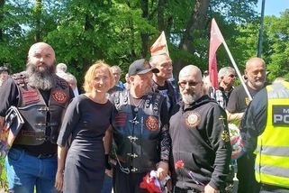 Konečné fandí „švábi“. Motorkářský klub s neonacistickými symboly - Novinky