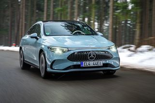 Norové podrobili elektromobily extrémnímu zimní testu: Poklesy dojezdy byly brutální, podmínky také - Garáž.cz