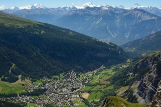 Ve Švýcarsku vyrabovali ve výšce 2350 metrů kasičku s víc než 10 tisíci - Novinky