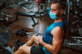 Opatření přicházejí opět v tu nejhorší možnou dobu, říká majitel posilovny - Seznam Zprávy