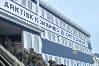 V Grónsku přistáli němečtí vojáci. Experti z letectva i námořnictva mají vyslat signál Trumpovi