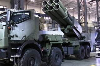 Rusové si objednali 2 divize skutečných monster. Odpovědí na HIMARS je přesný raketomet ráže 300 mm s dosahem 200 km