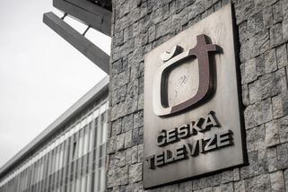 Vypadl Etzler i Čermák. Kdo je mezi 18 finalisty do Rady ČT? - Echo24.cz