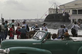Fotky: Ruská flotila za americkými humny. Kubánci přivítali i jadernou ponorku - Seznam Zprávy