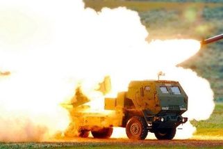 USA dodají Ukrajině raketomety HIMARS - Novinky