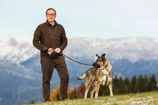 Konec šéfa KRNAP. Exministr Bendl připomíná spory o parkování v Peci i lanovku